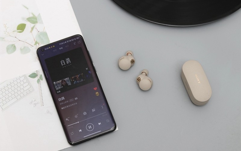 音质降噪舒适感俱佳的真无线耳机,音质降噪好的头戴式耳机推荐