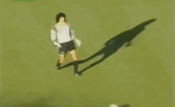 世界杯表现不尽人意的球员,世界杯那些不可思议的进球