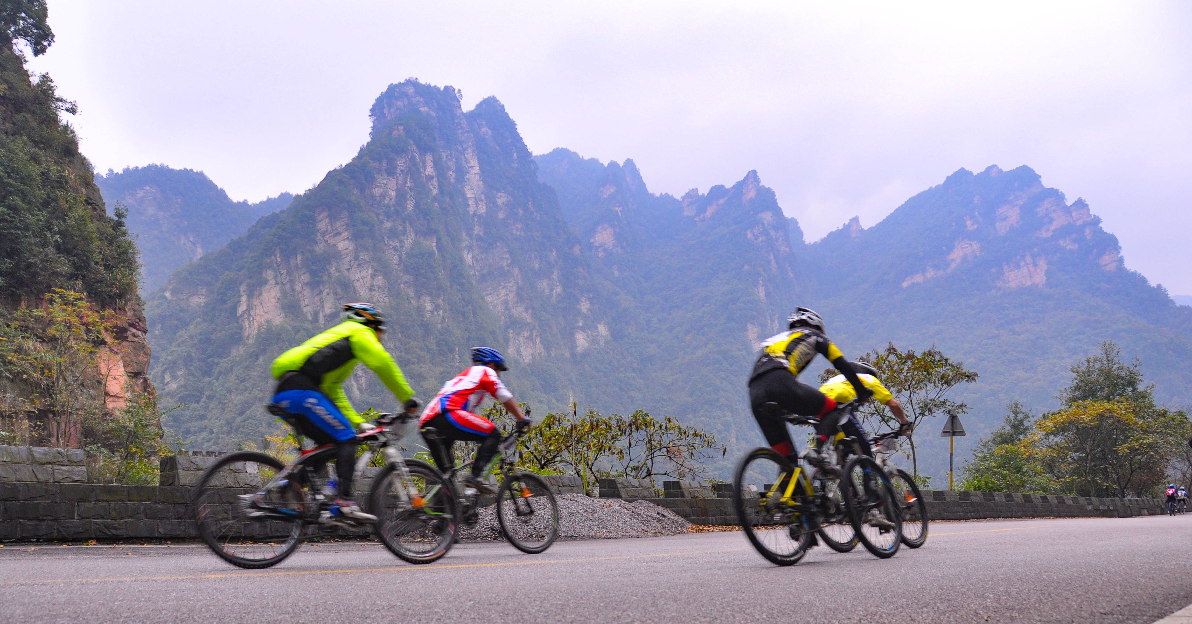 骑行公路自行车坐垫硌屁股,自行车坐垫软加厚不硌屁股