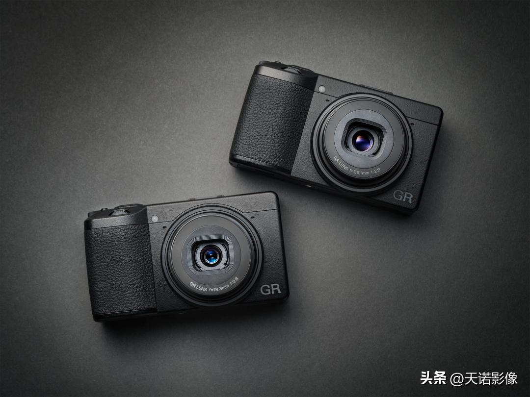 理光GRⅢGRⅢx为什么要双持?