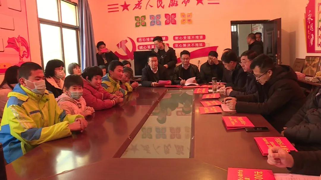 2022年度“中科润美”助学金发放暨“写春联送祝福”帮扶活动在会宁县汉家岔镇举行