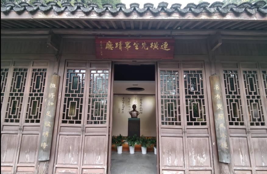 为中国解放做出贡献的名人,解放后为中国发展做出大贡献的人