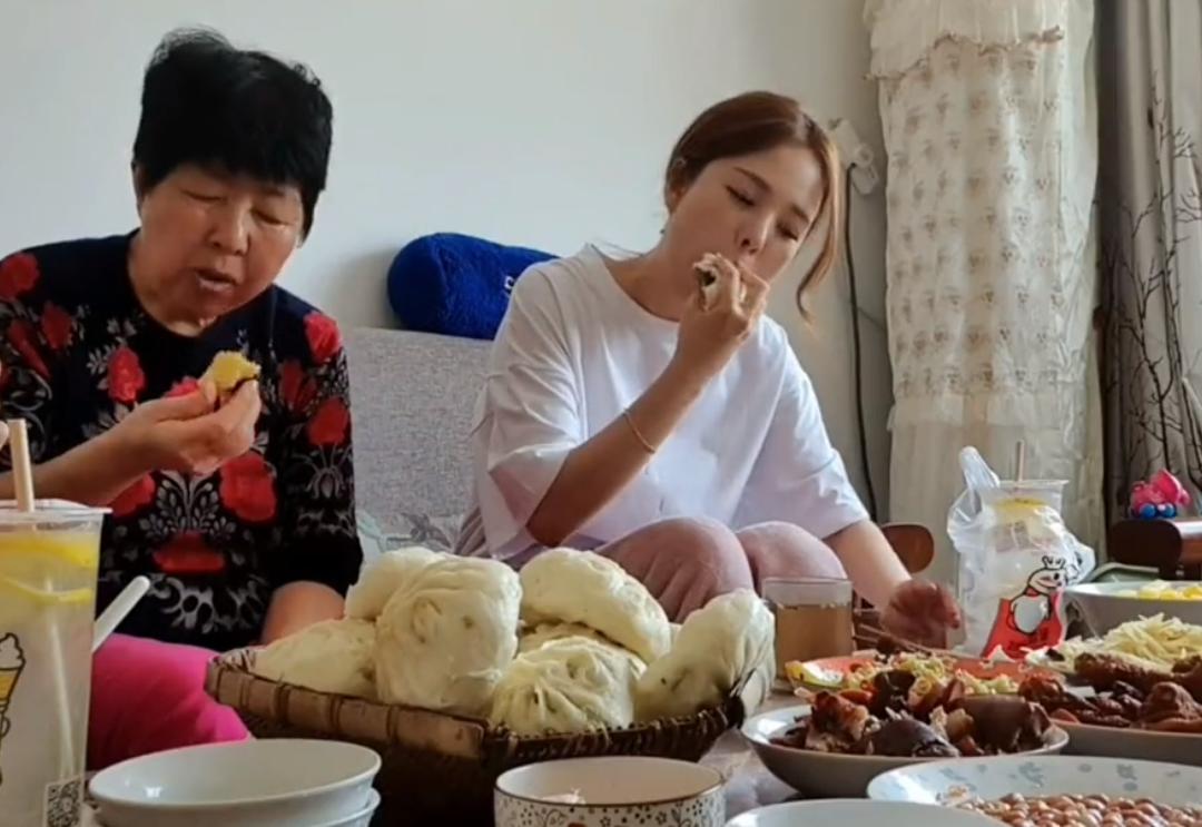 韩国美女嫁山东,娶一个月入400万韩元美女,是一种什么体验?