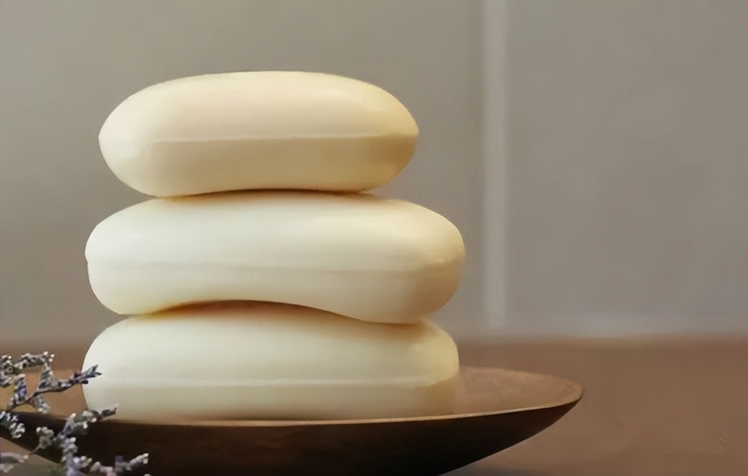 海南蚊子叮咬奇痒难忍怎么办,什么药膏对蚊子叮咬止痒有效