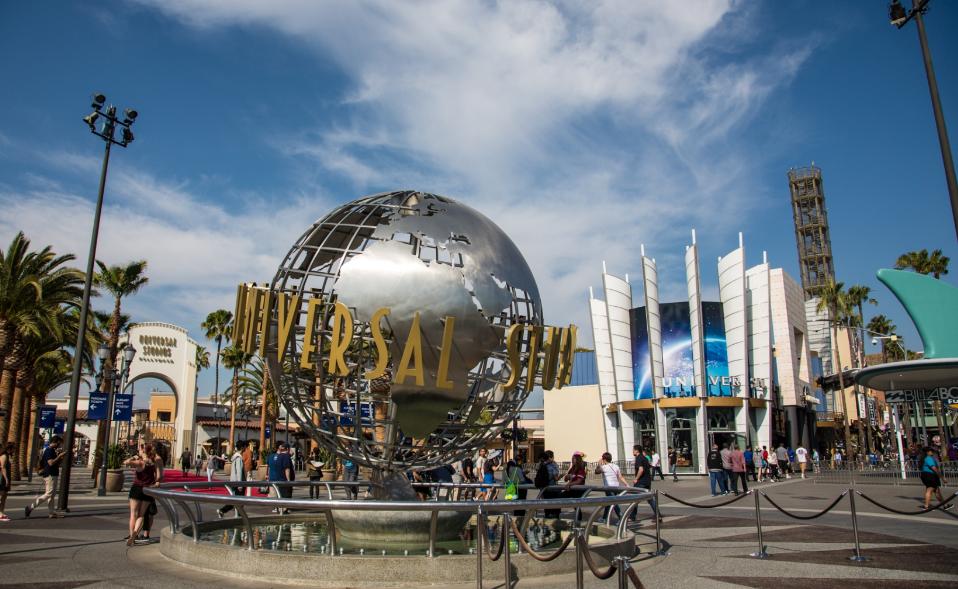 好莱坞英雄主义电影文化解析,简述当代好莱坞电影的产生与发展