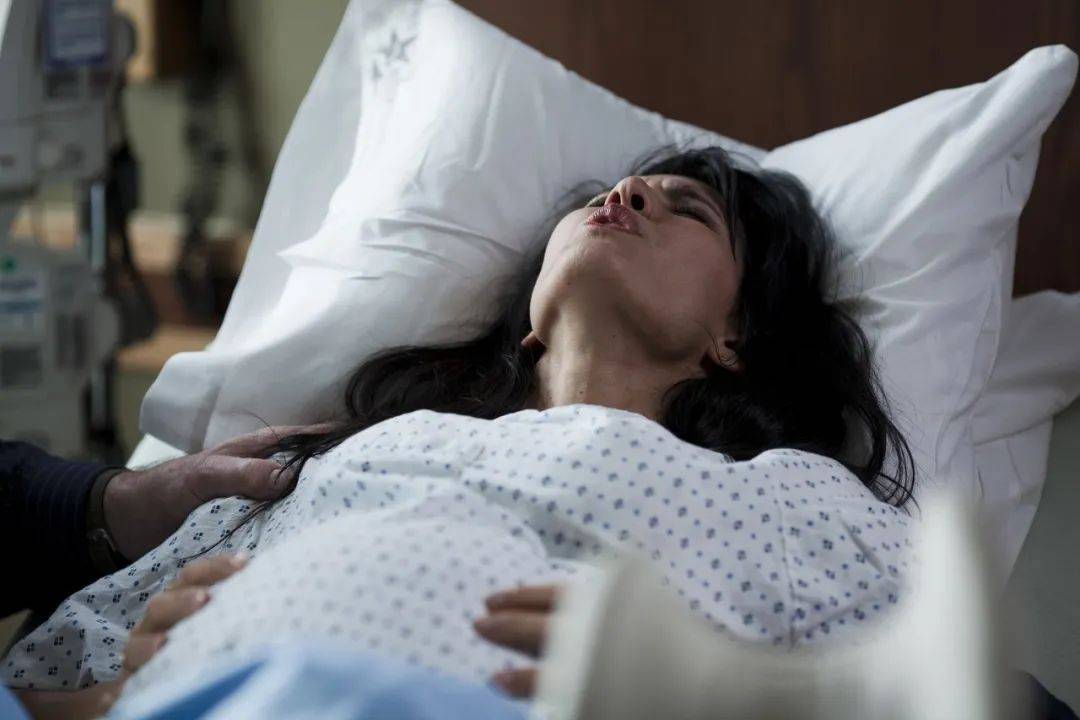 突然临产注意事项,突然临产怎么选择医院