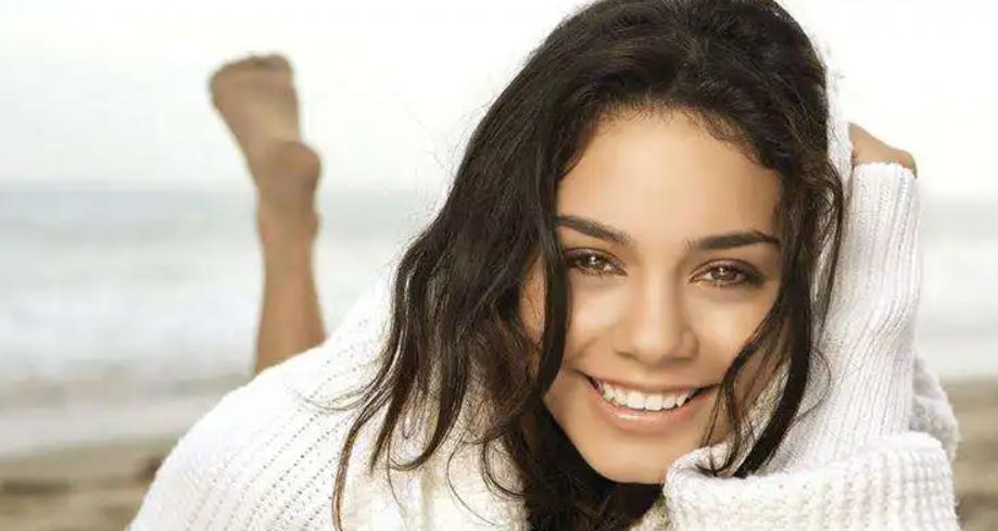 sk2精华好还是雅诗兰黛好,sk2霜和雅诗兰黛精华哪个好用