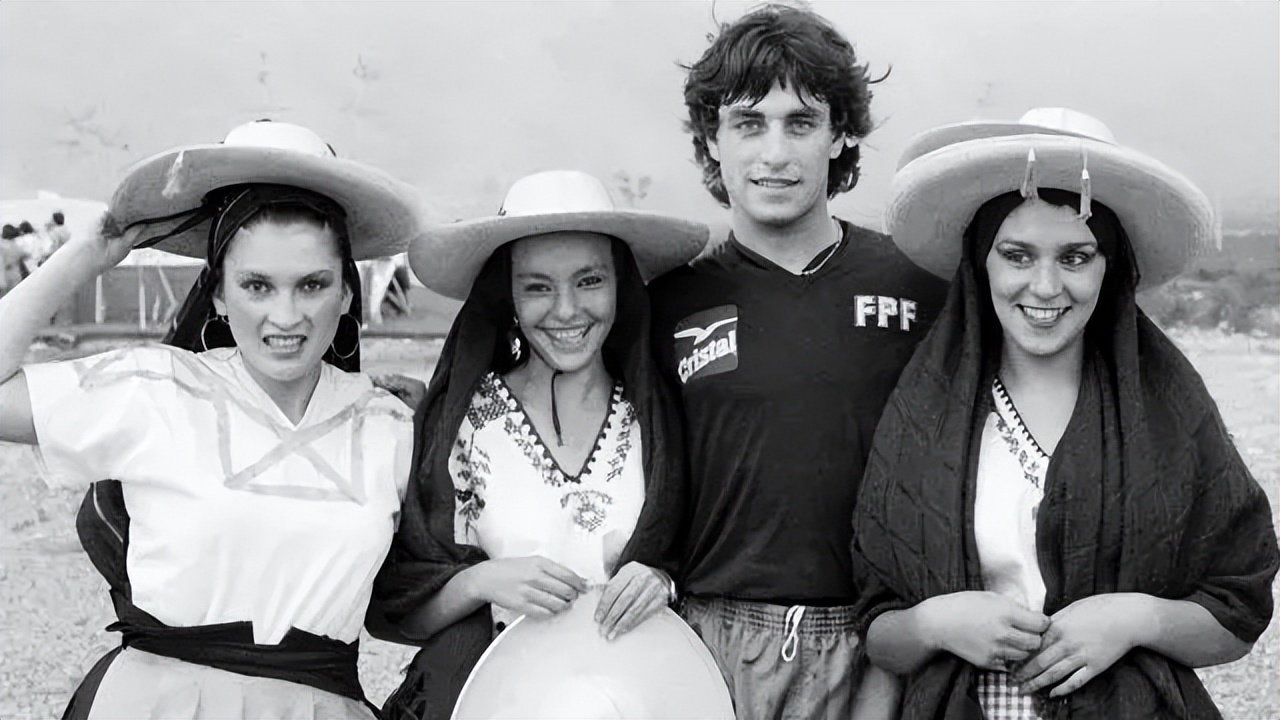 偷窃、下毒、车震、巫术，还有性放纵：世界杯历史上的冷故事