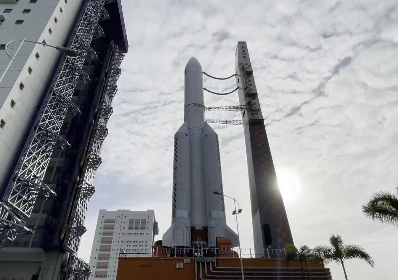 空间站梦天实验舱为什么转位,梦天实验舱与空间站顺利会师视频