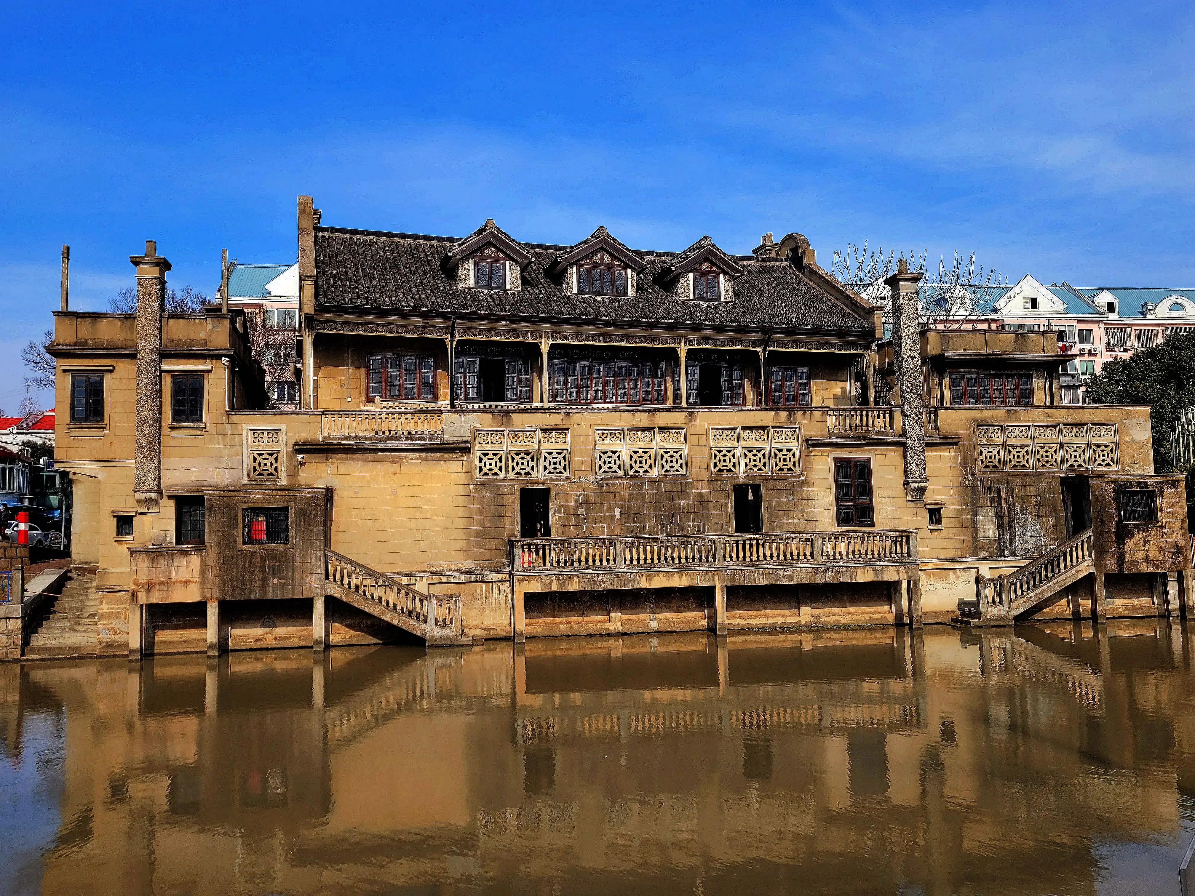 上海坐地铁去玩的地方,坐地铁去上海好玩地方