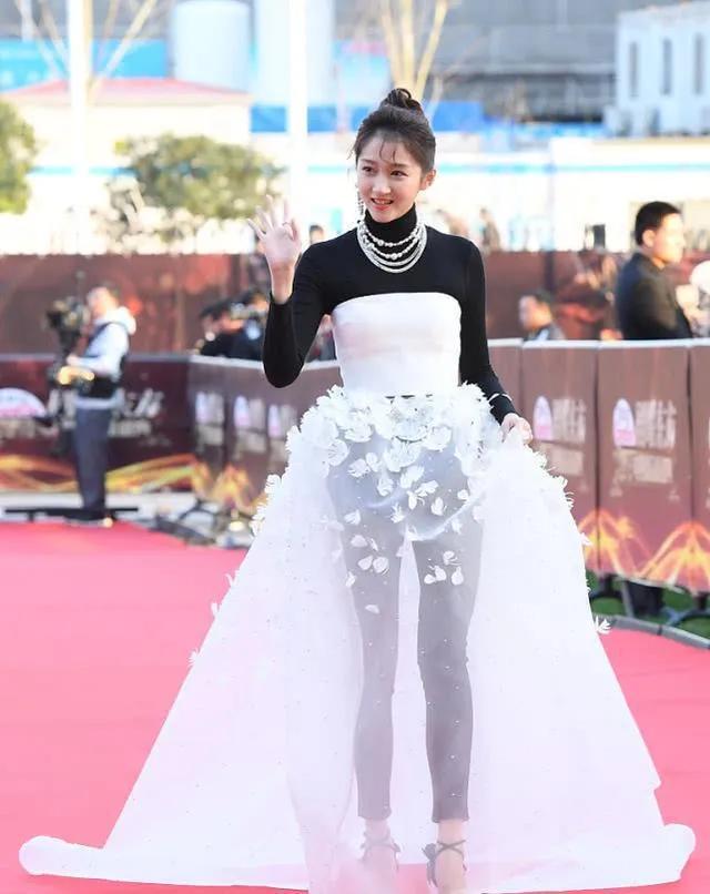 濂虫槑鏄熷按灏ぞ姝诲悕鍦洪潰,濂虫槑鏄熺ぞ姝诲悕鍦洪潰