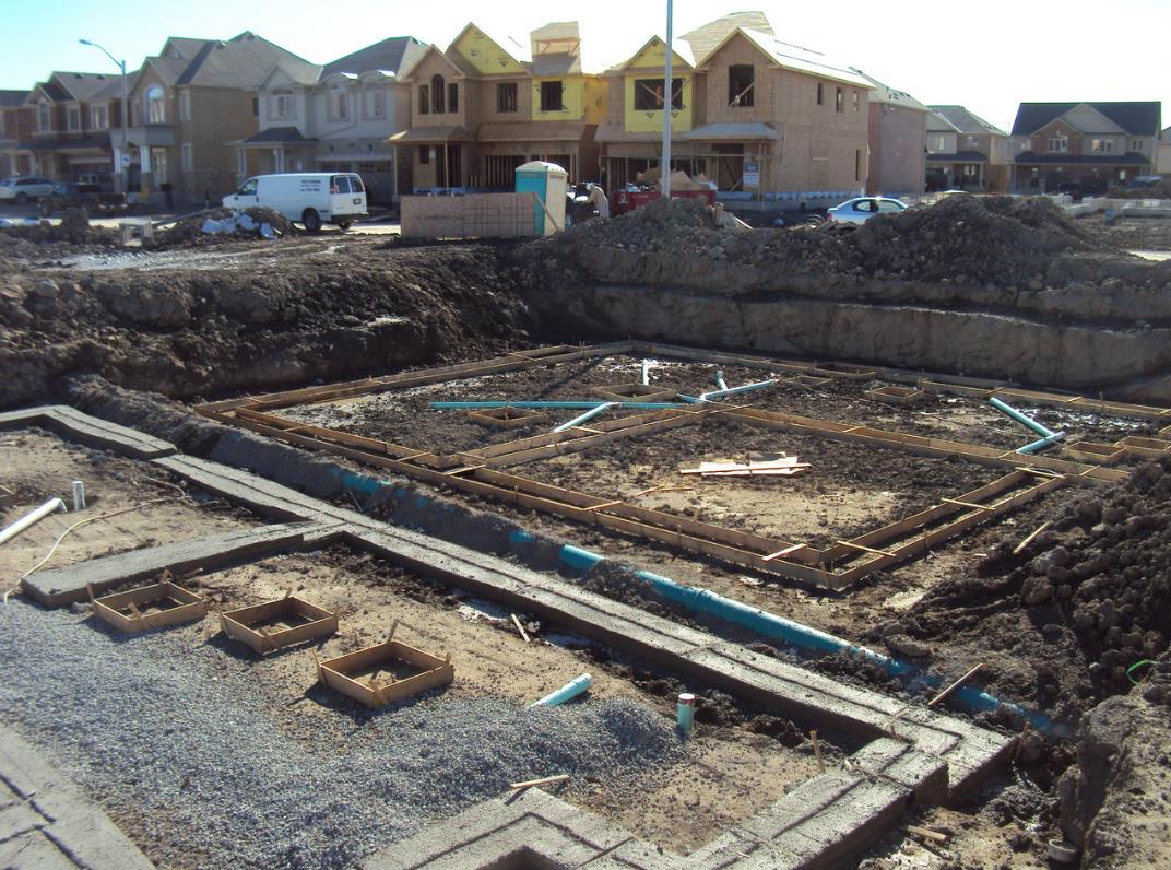 农村自建房条形基础好还是桩型好,农村建房条形基础好还是桩基础好