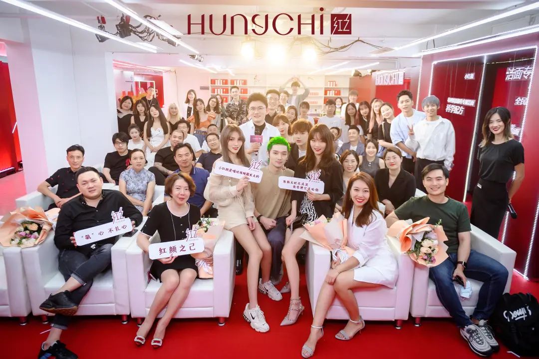 创业卖护肤品90后,一个卖护肤品的小哥哥在努力创业