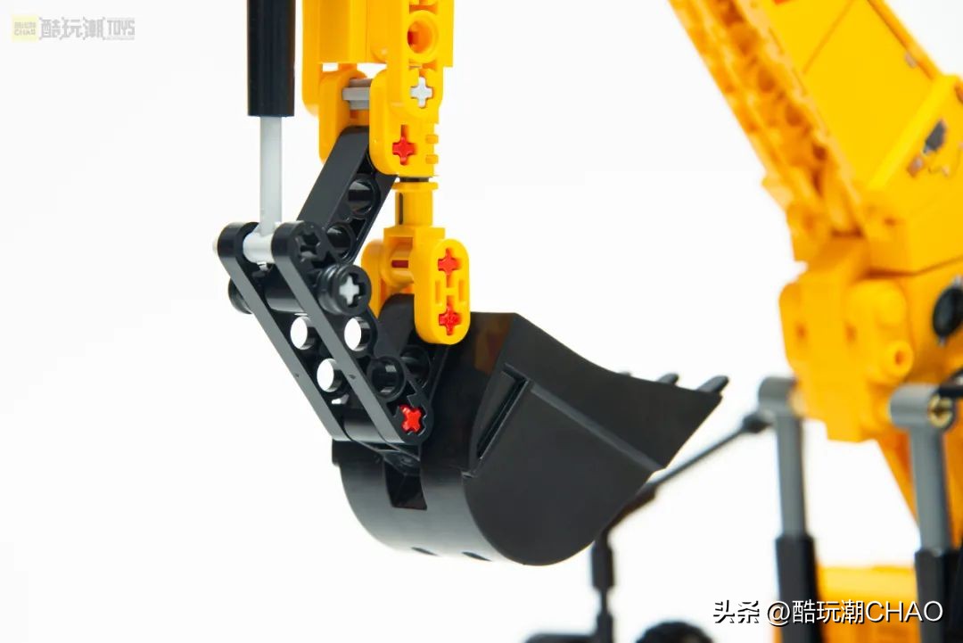 森宝积木三一重工系列拼搭视频,森宝积木三一重工吊车拼装视频