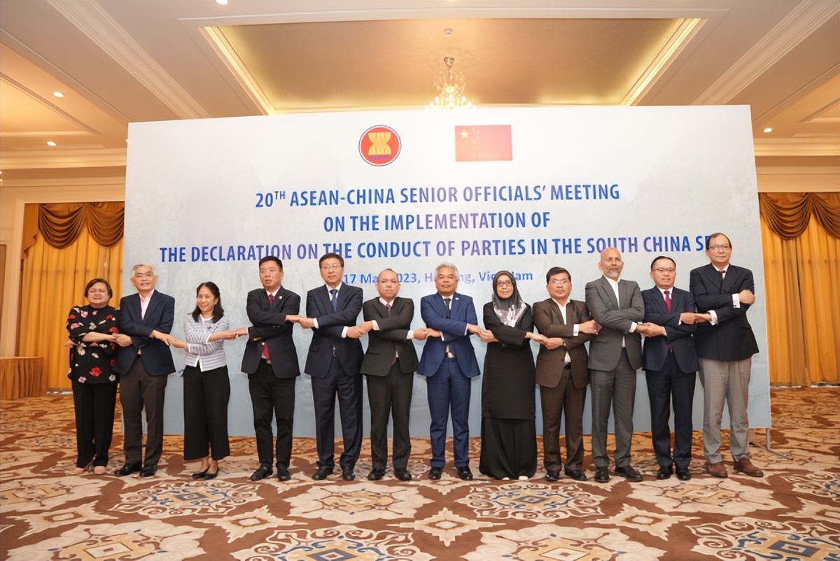 解放军南海登陆演练,解放军南海演练台军东沙岛射击