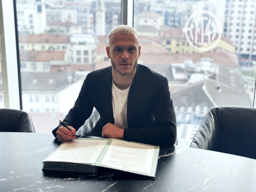 国际米兰官宣：与迪马科续约至2026年，一位真正的蓝黑人