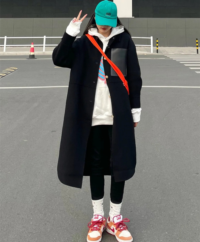 大衣卫衣叠穿怎么搭配好看,大衣卫衣叠穿搭配