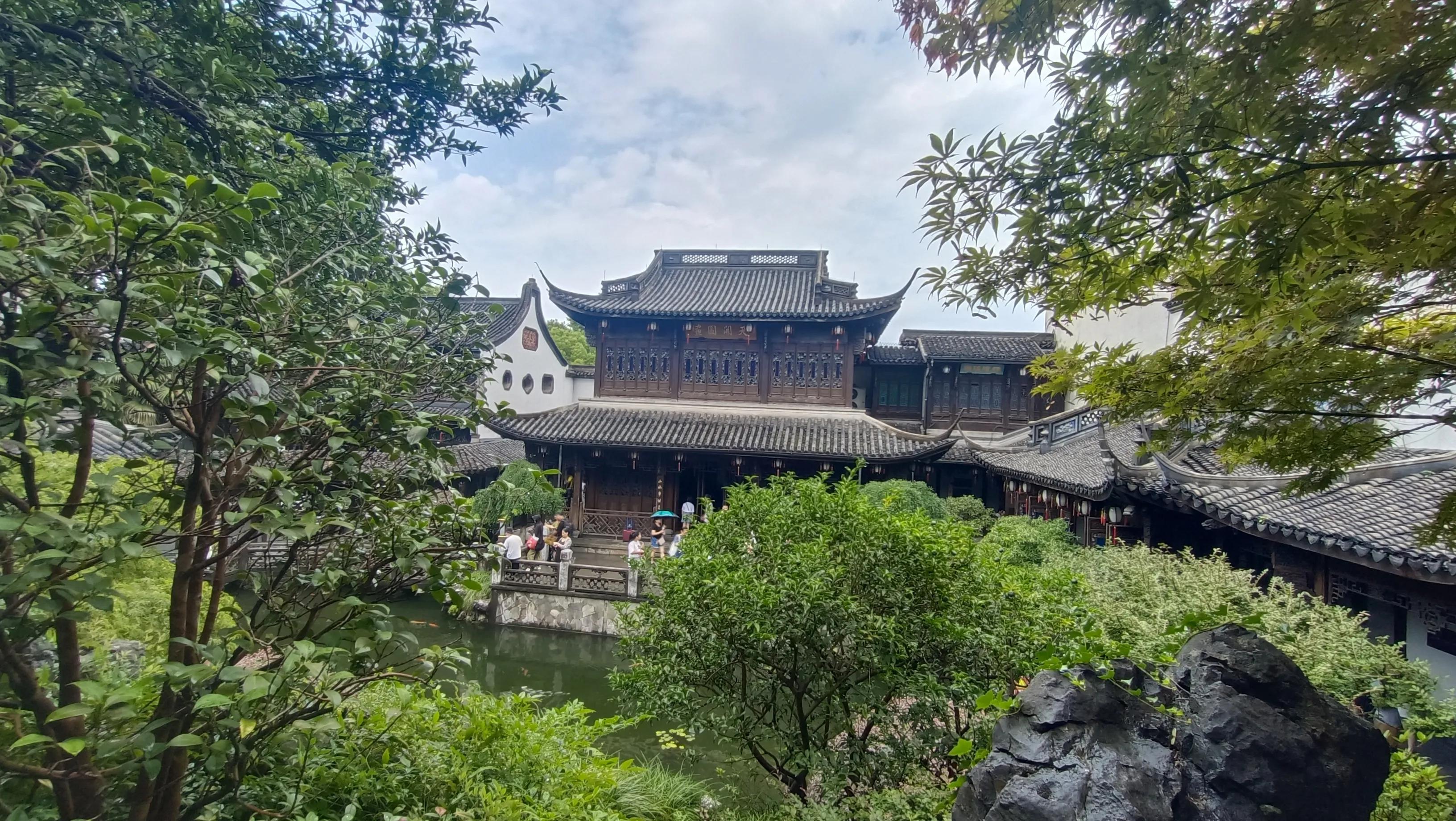 参观胡雪岩故居感想,带你走进红顶商人胡雪岩故居