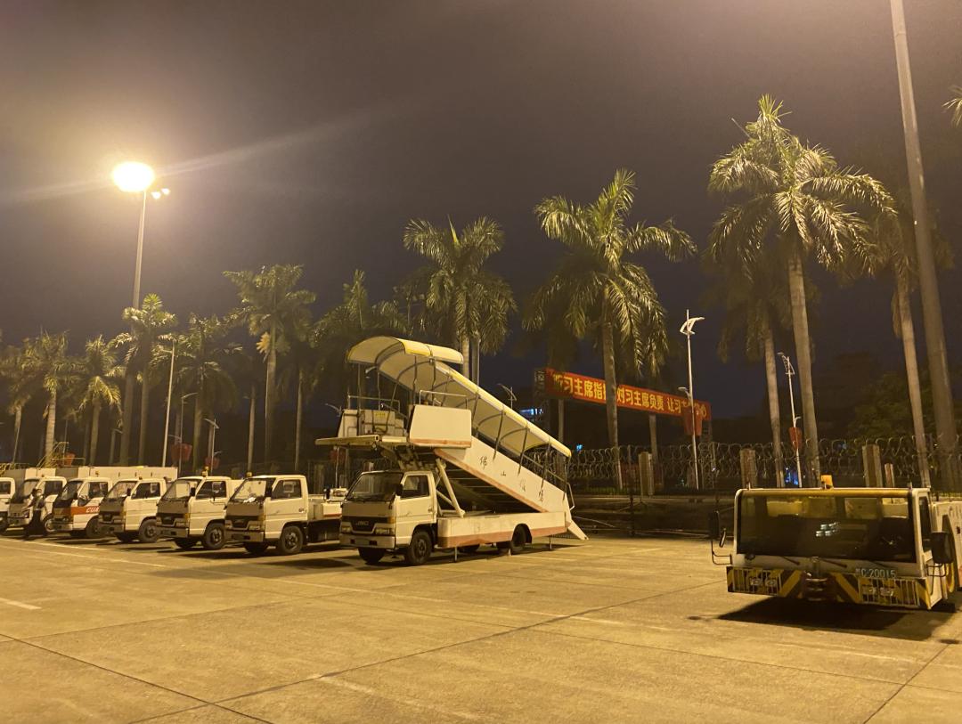 盘点那些离谱的飞机场,全球公认最鸡肋的飞机场