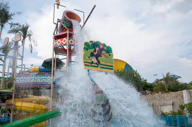 男子携妻小去水上乐园后感染“难言之隐”？夏天还能安全玩水吗？