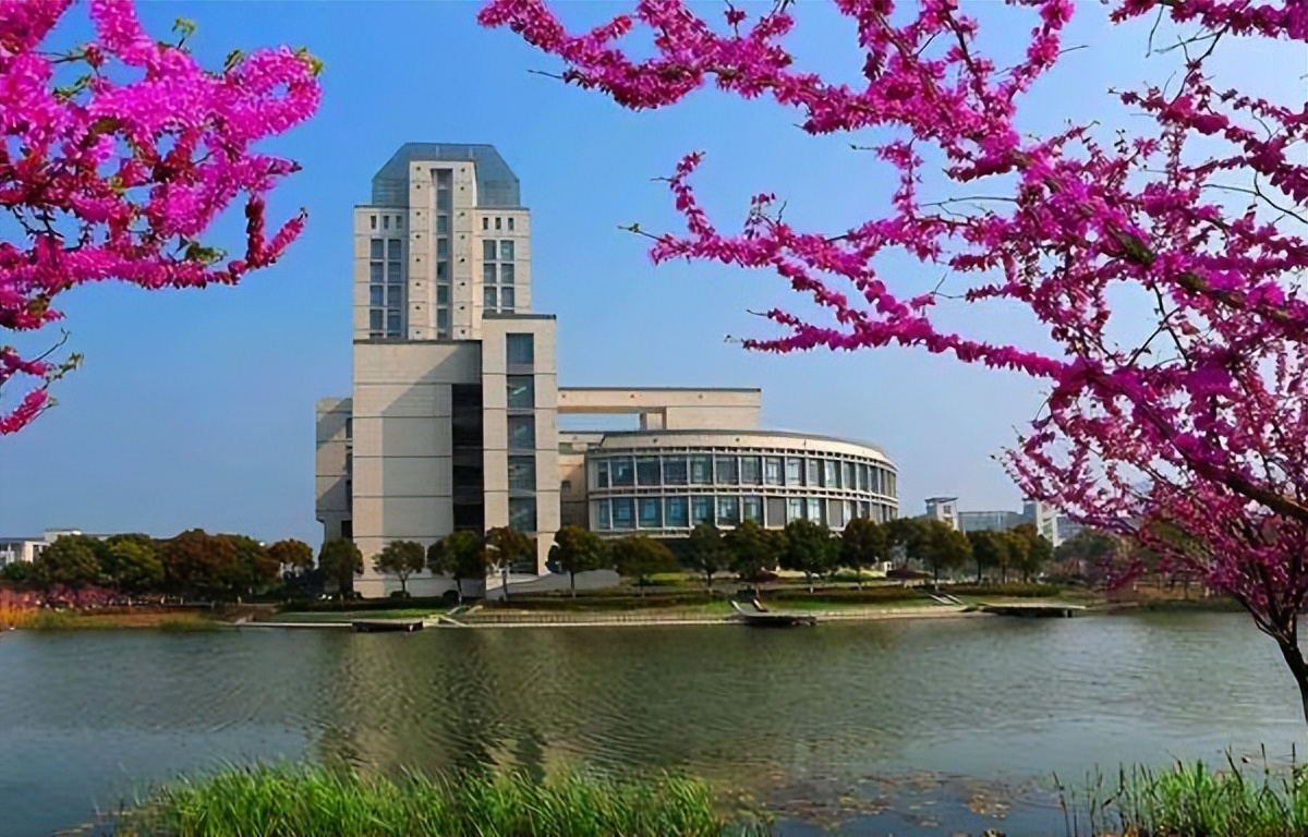 江南大学临床医学专业,江南大学产品设计专业