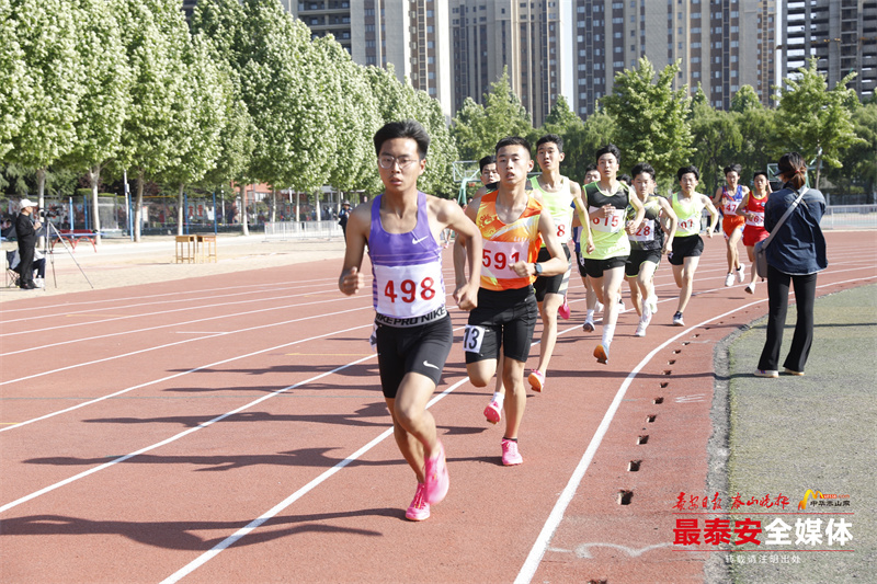 “强国有我奔跑少年”2023年*安泰**市青少年体育联赛田径比赛暨中学生田径运动会开幕