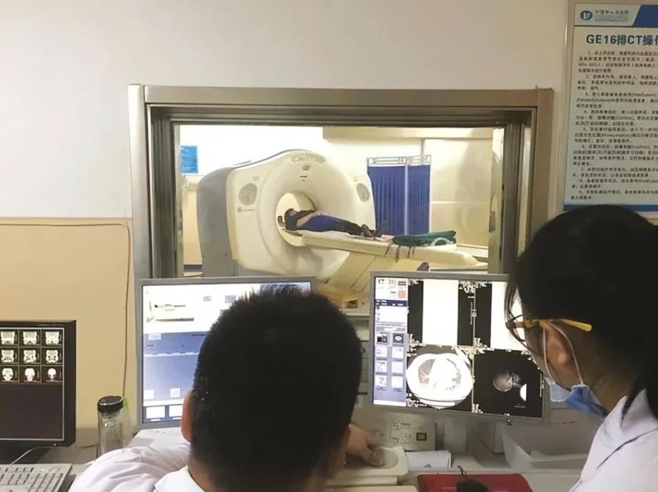 大连机场查获辐射能量石,19年大连海关检测核辐射石头