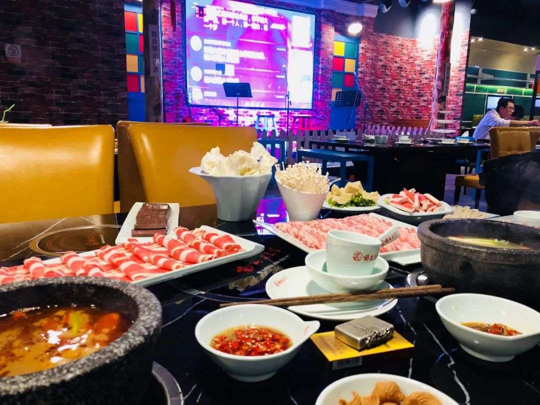 餐饮ktv推荐,餐饮ktv包间