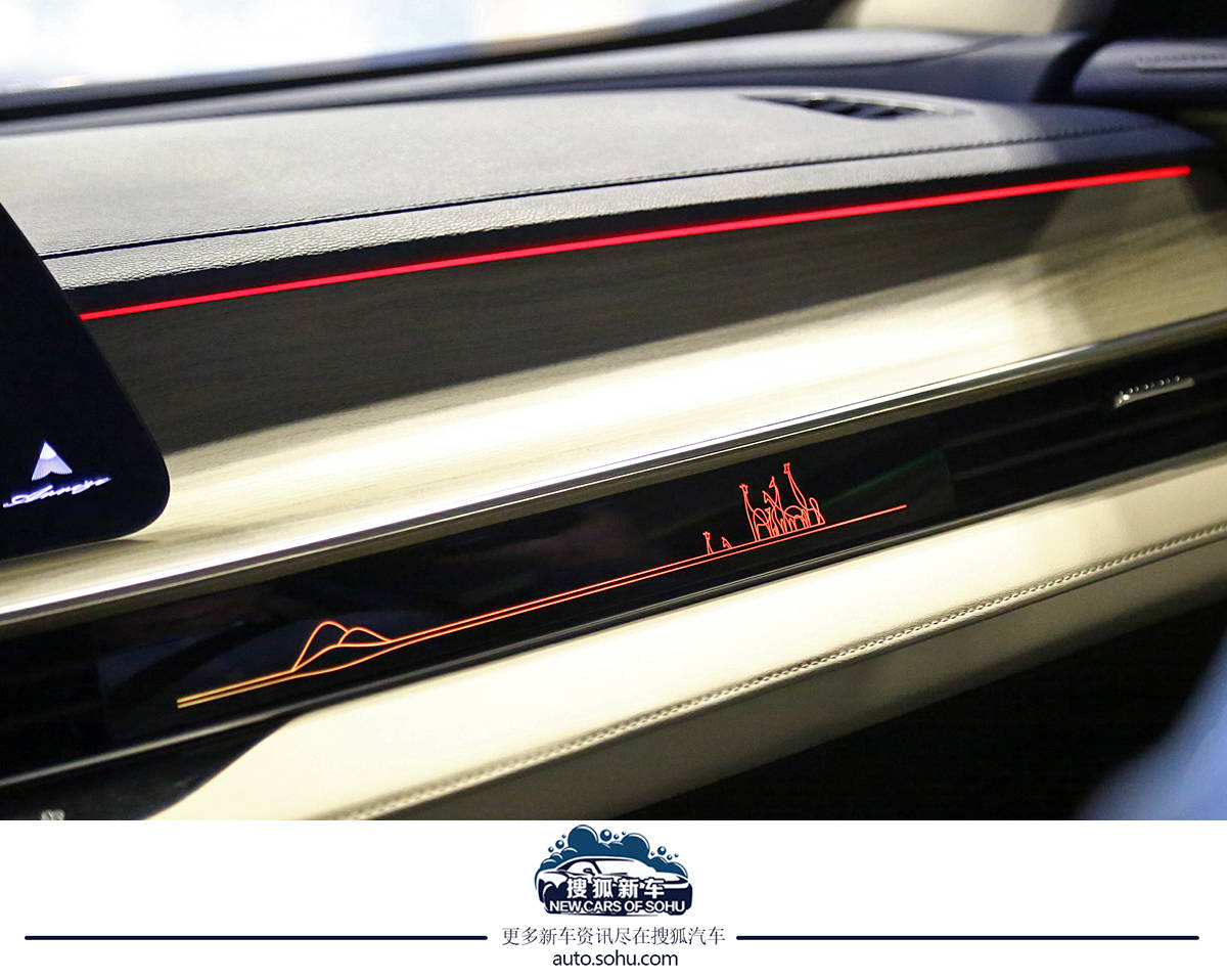 奇瑞艾瑞泽8对比长安uni-v,奇瑞艾瑞泽82.0t试驾