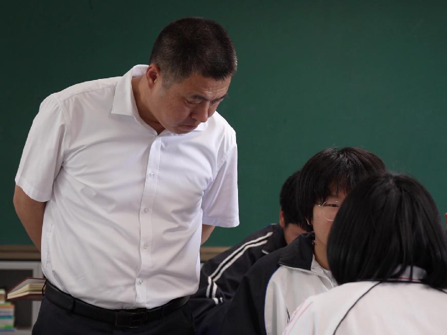 裴红霞校长工作室,石家庄外国语学校校长裴红霞