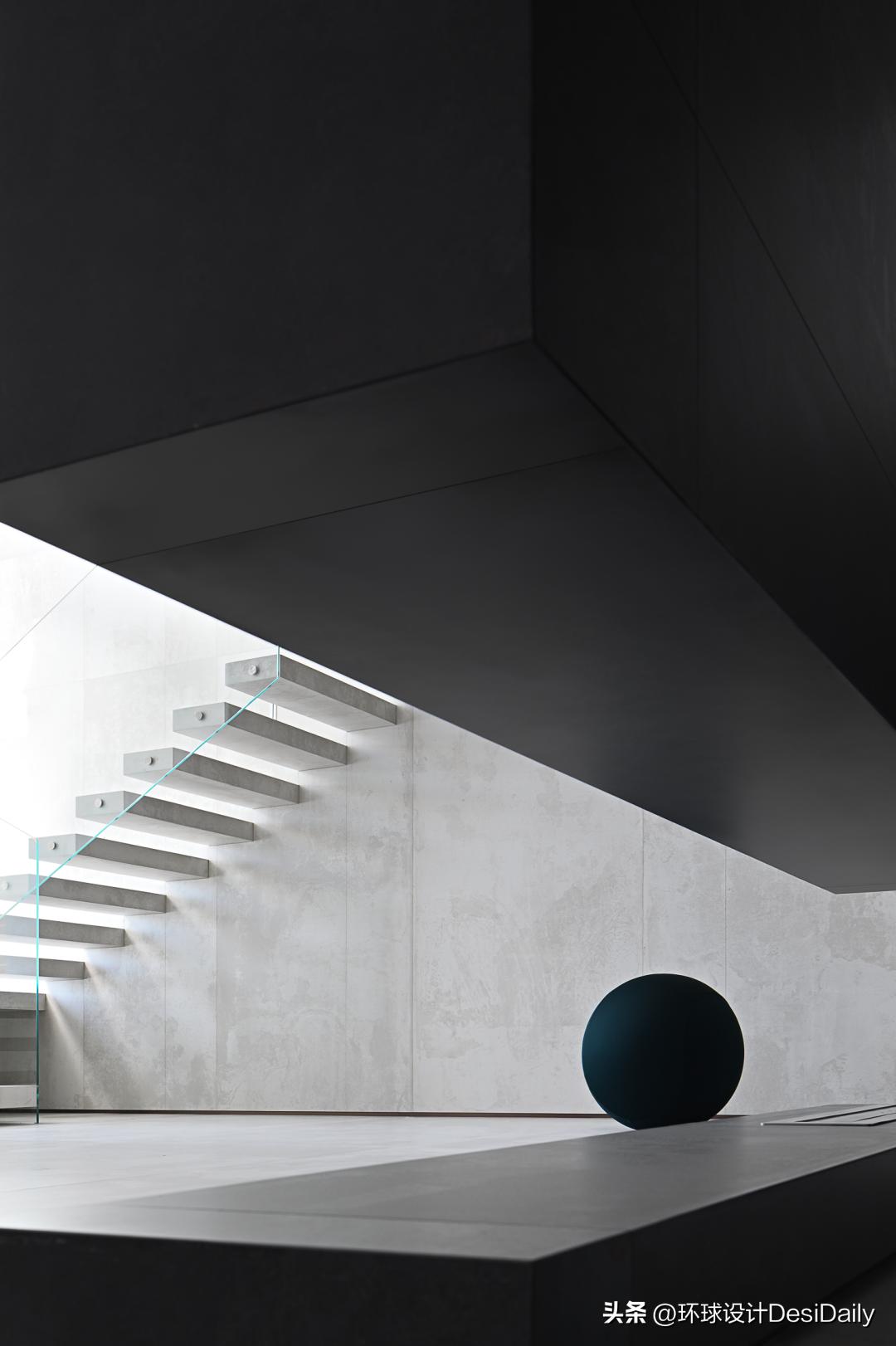 首发.刘捷｜680㎡极简顶复，空纳万境【环球设计3124期】