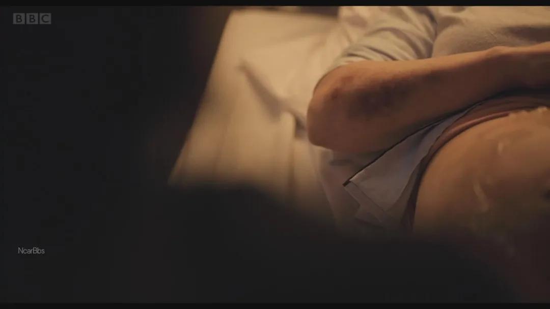 年度最佳裸戏，也治愈不了我