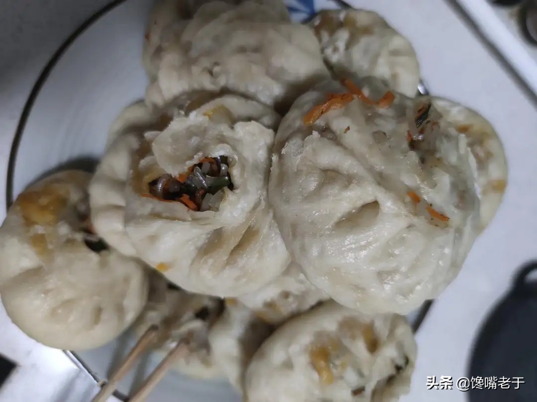 做包子发面死面怎么办,蒸包子出现塌皮和死面啥原因