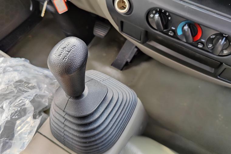 江铃2.8t发动机怎么样,江铃2.4t发动机怎么样