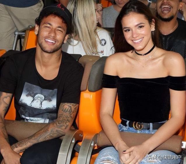 内马尔水平不逊梅西c罗,内马尔和梅西的关系如何了