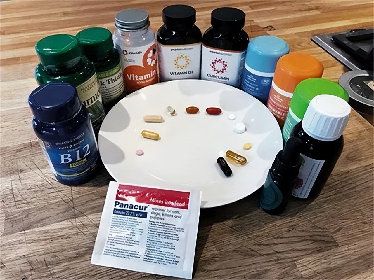 癌症晚期病人，被偷喂为狗驱虫的药，家属：感觉在把母亲当小白鼠