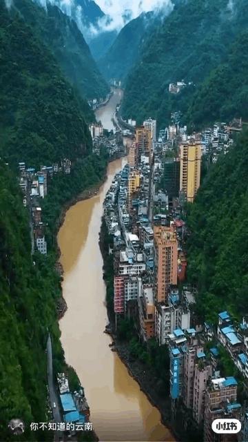 云南的小县城还有没有发展,云南的城市为什么叫州