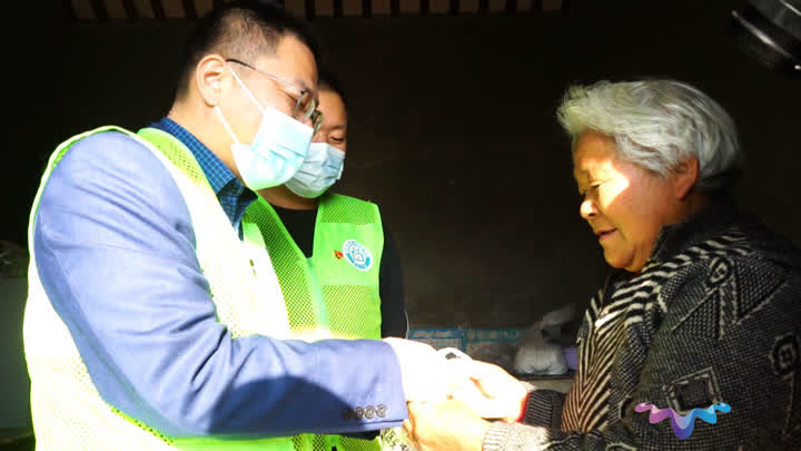 驻村26年的“贴心大夫”付宝鼎获评江苏“最美诚信之星”