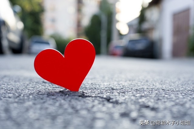 借钱不还的男人的人品,向女人借钱的男人人品