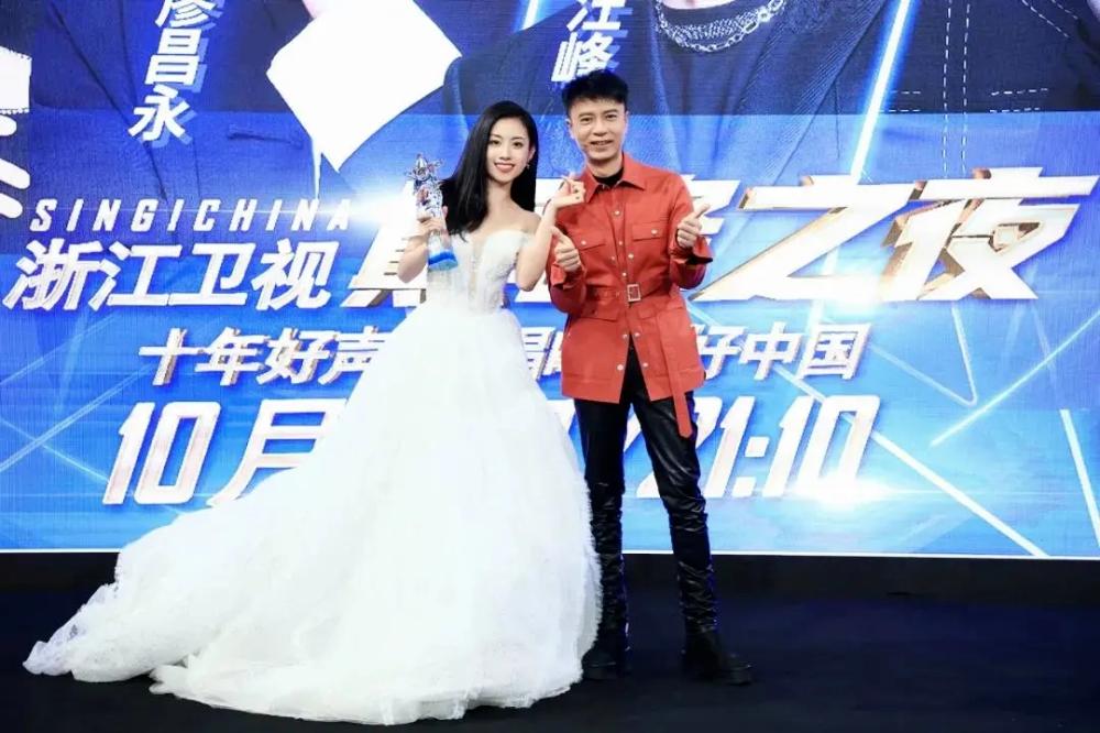 谭咏麟在中国好声音上的唱功,谭咏麟中国好声音与学员合唱的歌