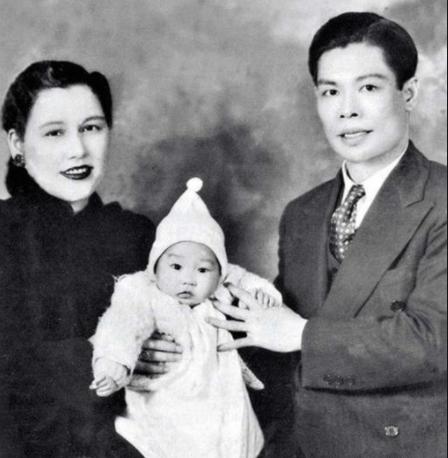 李小龙被神话还是确实有实力,李小龙被群众演员打脸片段