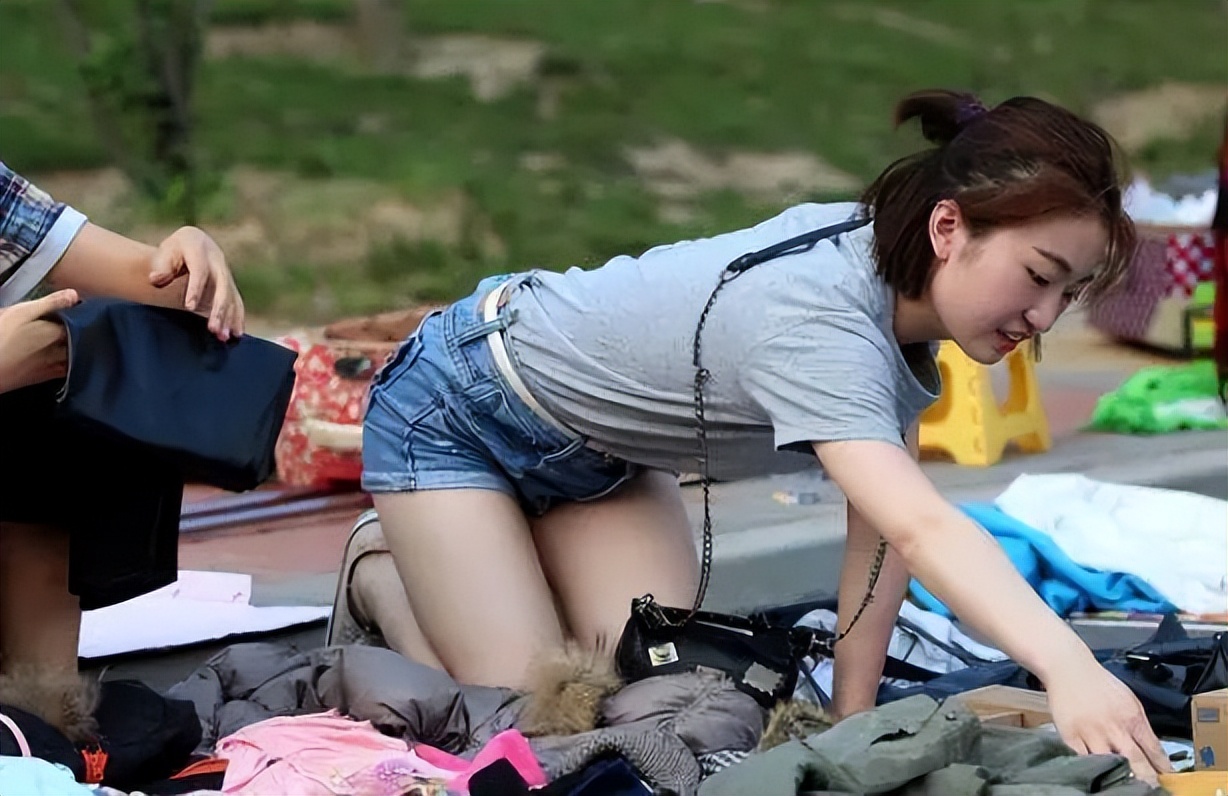 给大家讲一下地摊经济，背后的变现逻辑和实操，内附详细教程