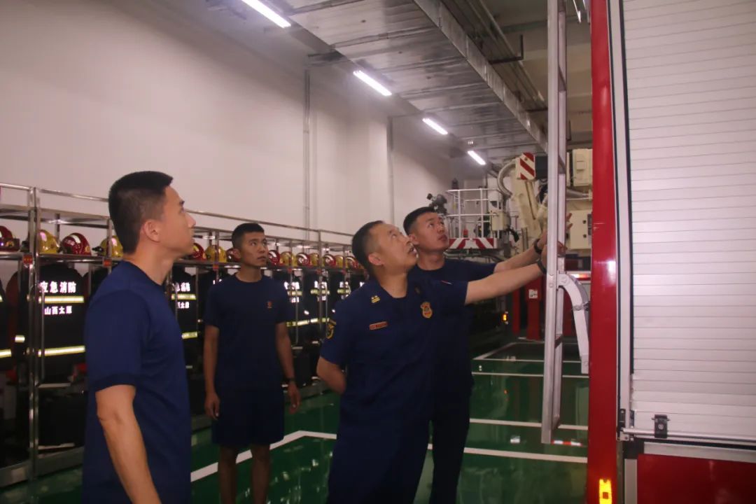 鎴樿闃熷憳宸ヤ綔鍐呭,鐗瑰嫟涓槦鎴樿宸ヤ綔浜偣