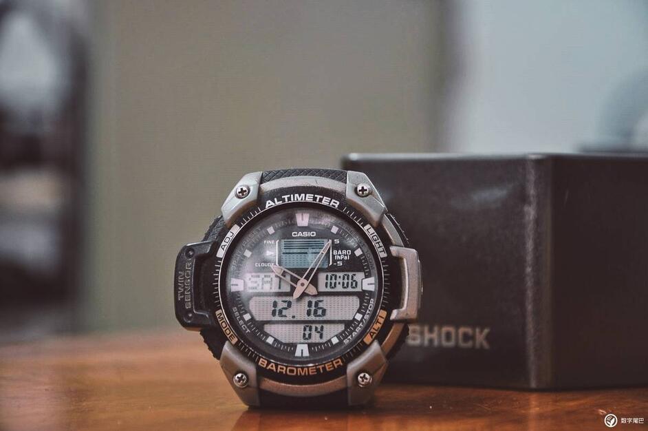 卡西欧g-shockgm-2100怎么调表,入门级卡西欧g-shock腕表