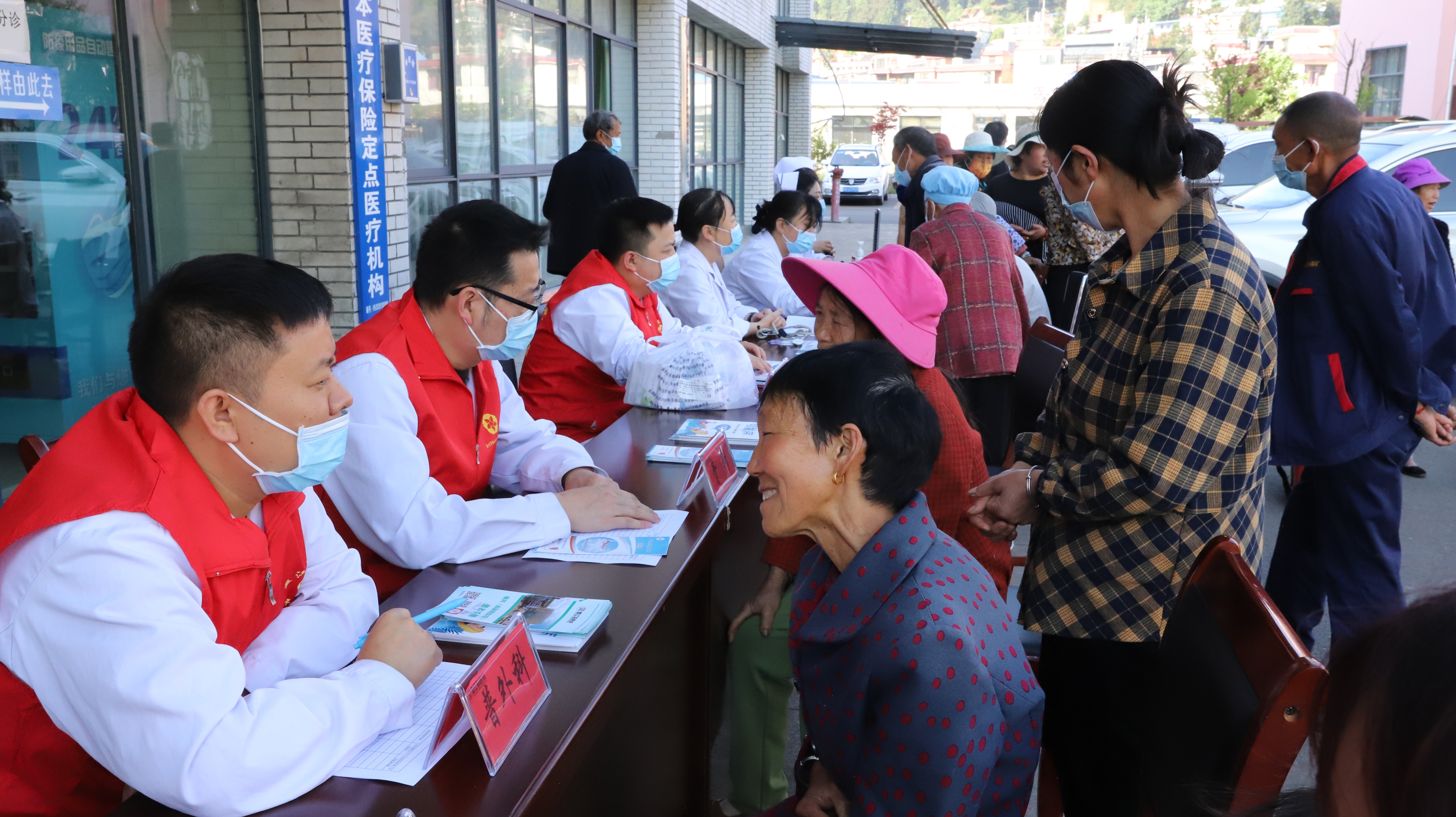 送医送药大型义诊活动,医院送医下乡义诊活动总结