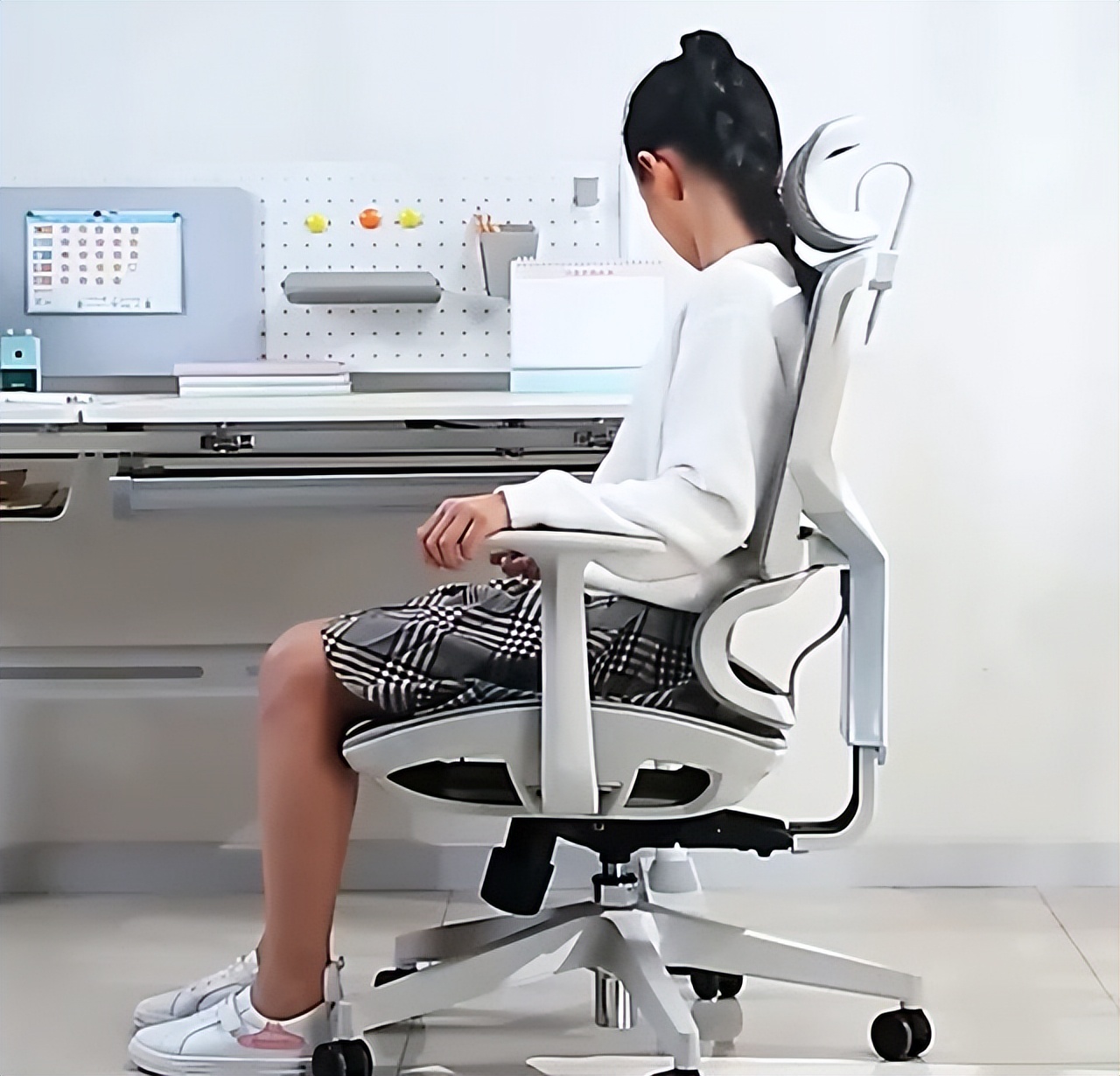 人体工学座椅品牌排行知乎,人体工学椅全球排名