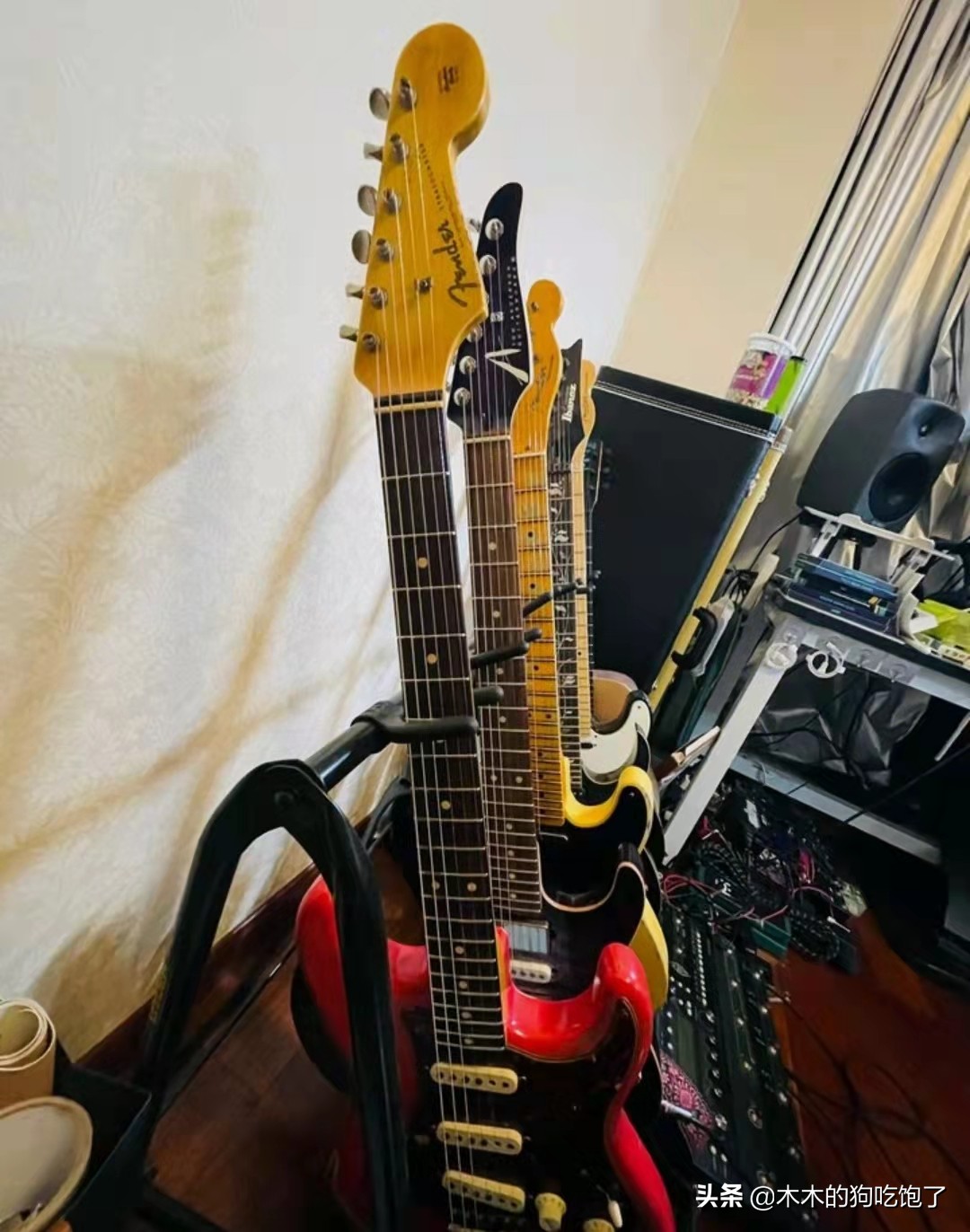 学会木吉他再学电吉他容易吗,学了电吉他之后学木吉他容易吗