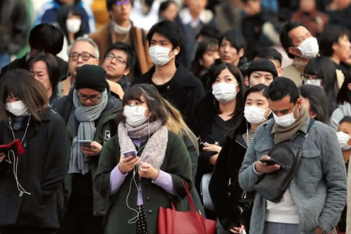 日本人花10万元把自己变成一条狗,日本一男子厌倦生活花200万变成狗