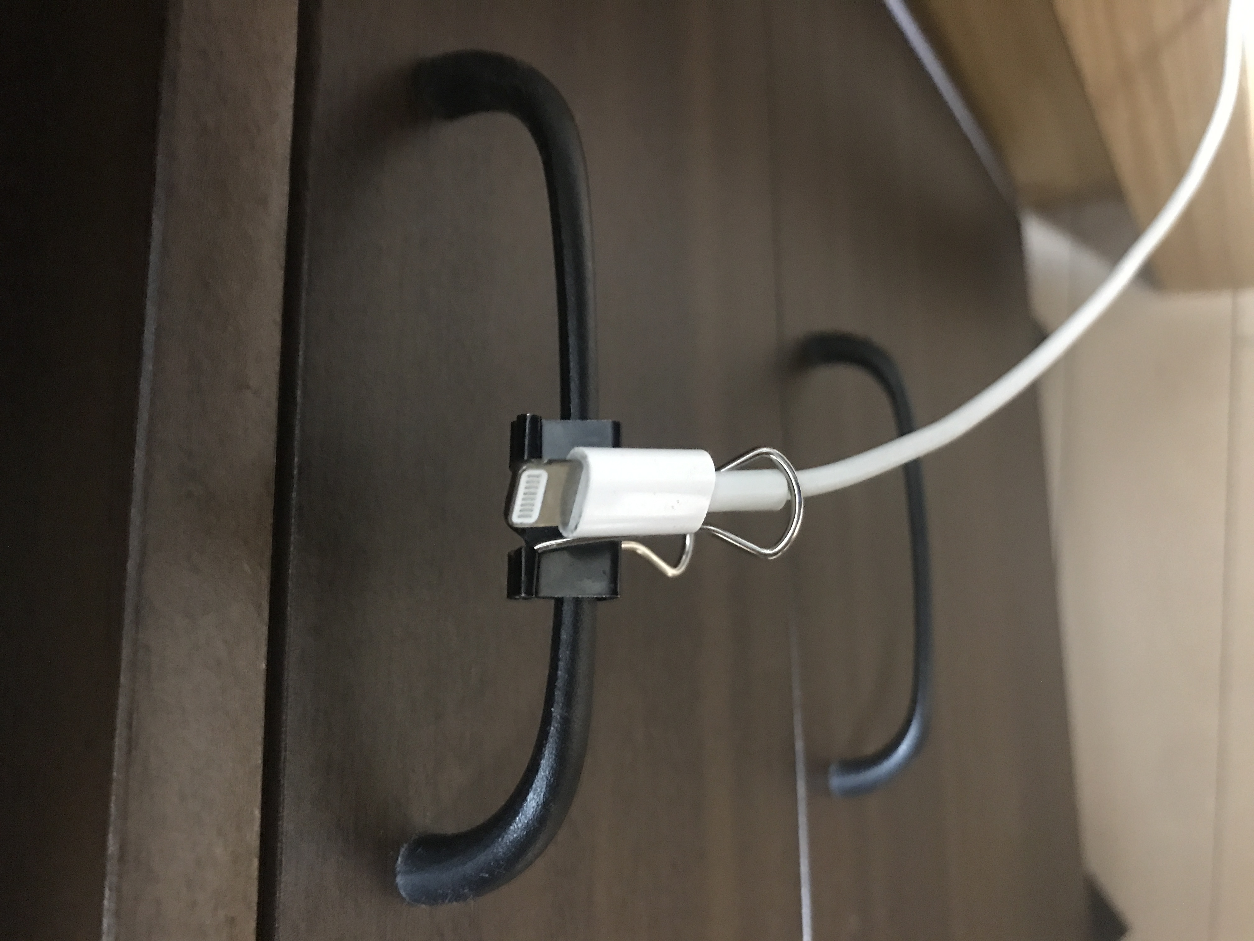 收纳卷子的文件夹怎么做,办公桌笔和文件夹收纳