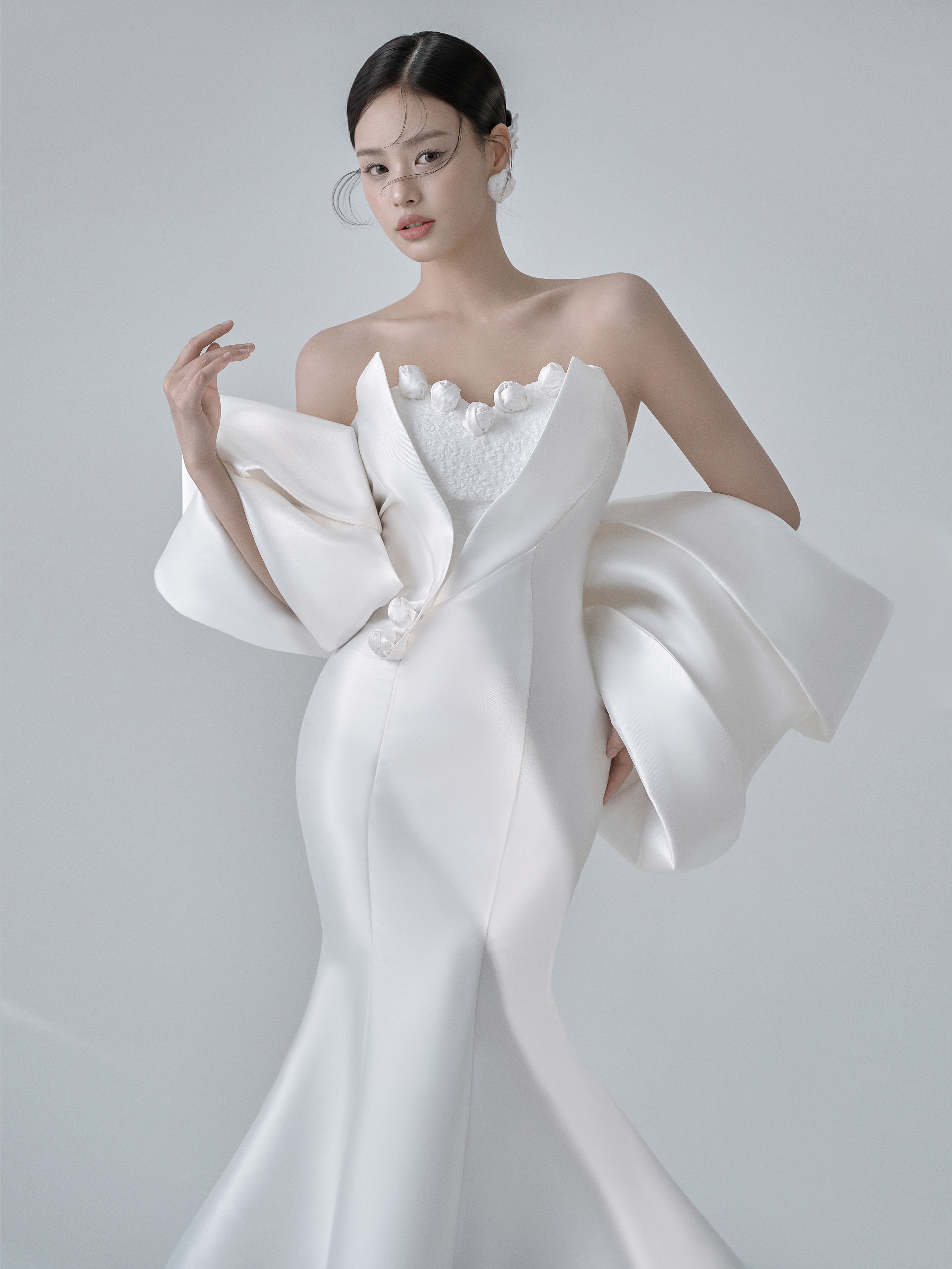 韩式贵妇风格婚纱照拍摄图片欣赏,韩式室内婚纱照姿势和表情技巧